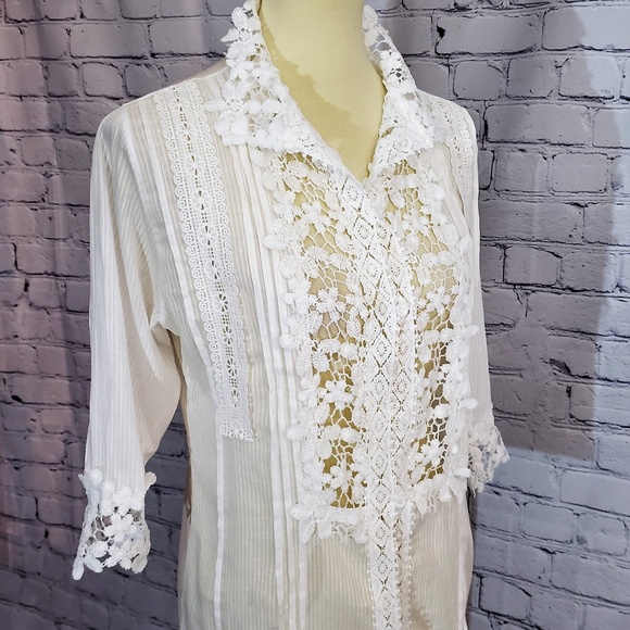 NWT 3/4 Sleeve Lightweight Lace Boho Top - Picture 4 of 8